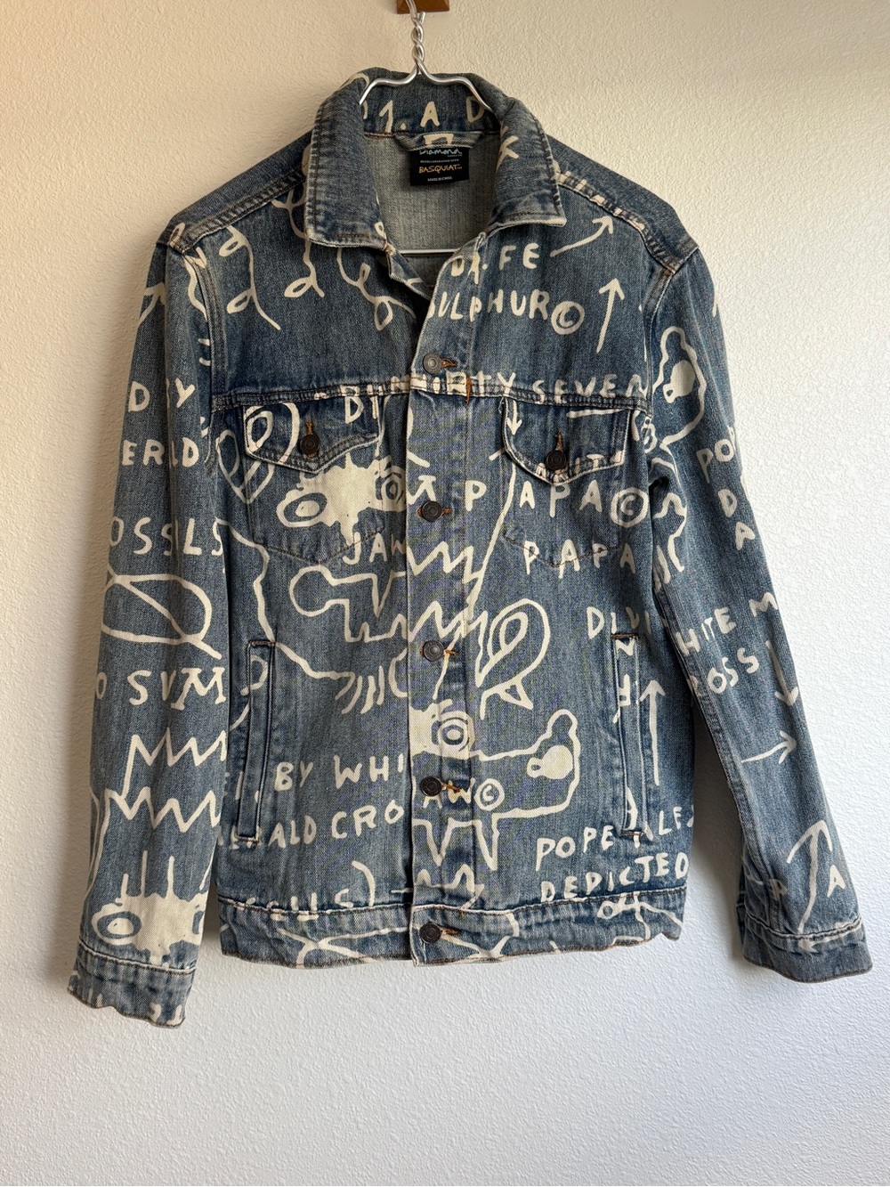 NWOT Basquiat Diamond Supply Co x Basquiat All Over Print Denim Jacket Small
